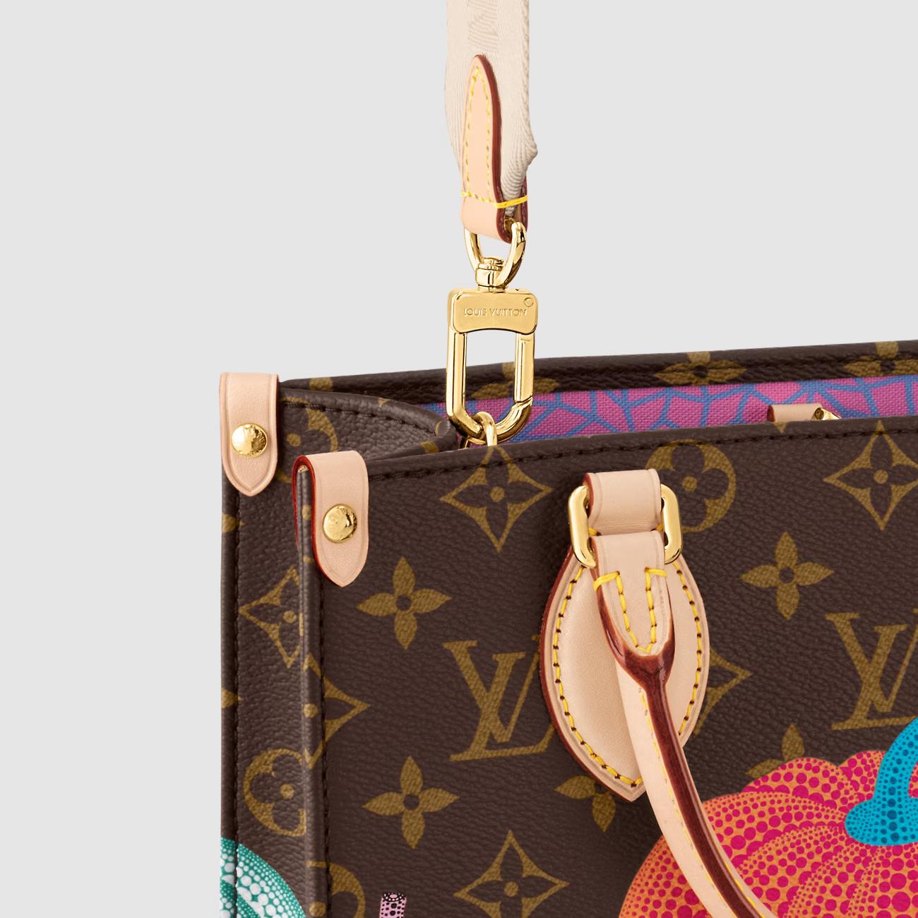 Túi Louis Vuitton OnTheGo PM LV x YK Nữ Hoạ Tiết Bí